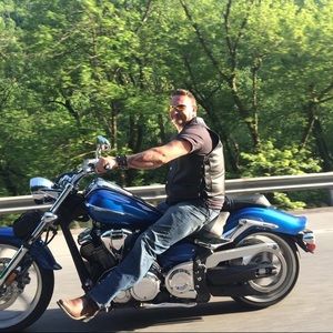 Meet your Posher, Tom